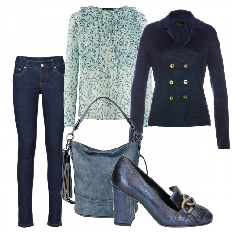 Outfit donna - Tutti i giorni. Stile Trendy per Tutti i giorni. Abbinamento con jeans skinny, cardigan doppiopetto blu, borse a tracolla, décolleté, camicetta a goccia chiffon con laccetti aderente verde.