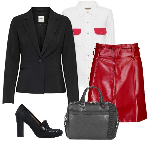 Outfit donna - Professionale e sexy al lavoro. Stile Trendy per Ufficio. Abbinamento con mocassini, minigonna, borsa, blazer, camicia.