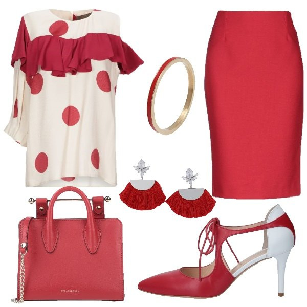 Outfit mujer - Tendencia: Lunares. Estilo Bon Ton para Ceremonia. Combinación con camiseta, bailarinas y zapatos planos, gonna taglia media, borsa a tracolla, pendientes, anillo.