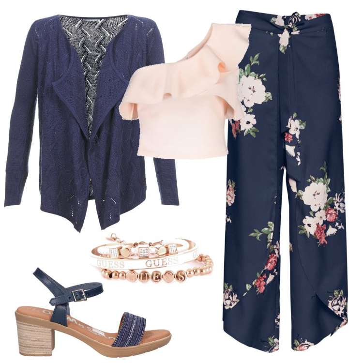 Outfit donna - Pasqua a casa. Stile Basic per Tutti i giorni. Abbinamento con pantalone a palazzo, gilet, braccialetto, top, sandali.