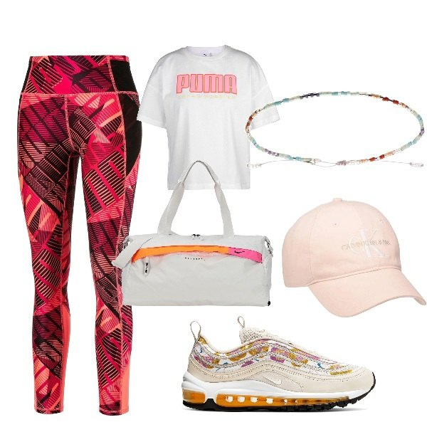 Outfit femme - Sport in color. pour Sport. Assortir avec sneakers, chapeaux, bijoux pour le corps, leggings et jeggings, t-shirts et polos, sacs de voyage et trousses de toilette.
