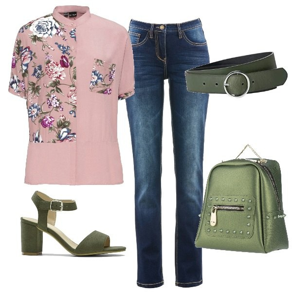 Outfit femme - Tendance 2020, autour d\'un jean. Style Tendance pour Tous les jours. Assortir avec tuniques, jeans, jeans, sacs-à-dos, écharpes.