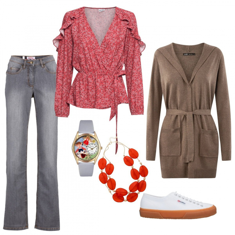 Outfit donna - Festa della mamma a casa. Stile Basic per Tutti i giorni. Abbinamento con jeans dritti, bluse, collane, sneakers, cardigans, orologio.