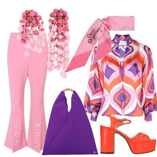 Outfit donna - Favolosi anni 70. Stile Trendy per Serata fuori. Abbinamento con borse a mano, sandali col tacco, top, pantaloni capri, foulard, orecchini.
