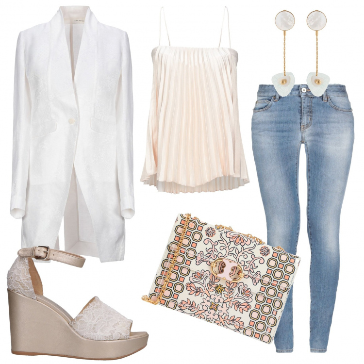 Outfit mujer - Tarde sofisticada. Estilo Trendy para Todos los días. Combinación con vaqueros, sandalias, zuecos, mules y chanclas de moda, giacca jacquard, camiseta, pendientes.