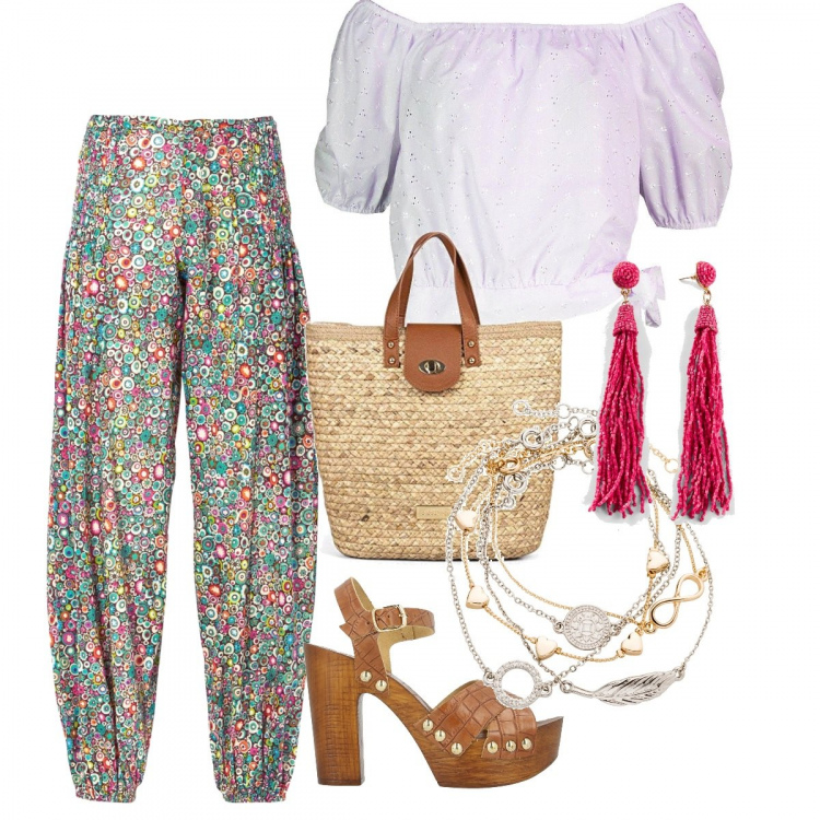 Outfit femme - Seventies en vacances. Style Ethnique pour Tous les jours. Assortir avec pantalon , bracelets, colliers et pendantifs, sandales, sabots, mules et tongs tendance, sac cabas.
