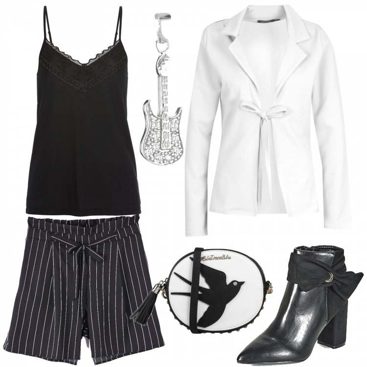 Outfit donna - Gli short a righe. Stile Trendy per Tutti i giorni. Abbinamento con top, borse a spalla, shorts, blazer, stivaletti, ciondoli.