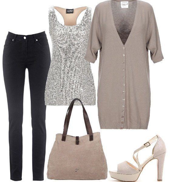 Outfit donna - Over 50 very fashion. Stile Basic per Tutti i giorni. Abbinamento con jeans slim fit, cardigans, top, borse a mano, sandali.