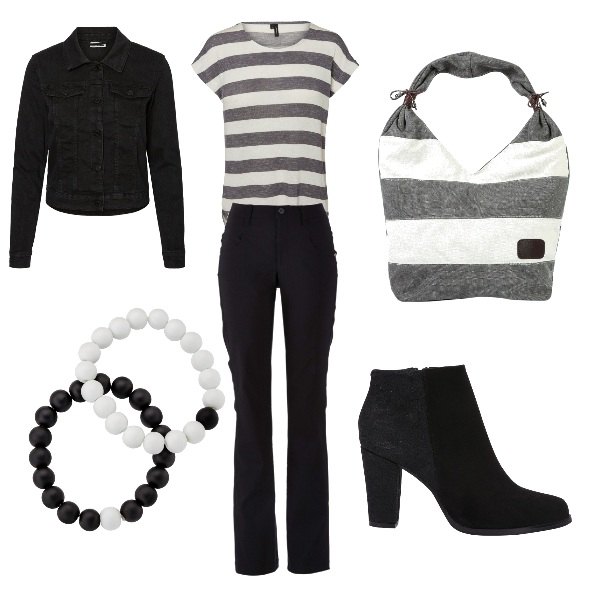 Outfit donna - Basic #2085. Stile Basic per Tutti i giorni. Abbinamento con pantaloni, shorts in denim, top loose fit a righe collo tondo a maniche corte elasticizzato blu.