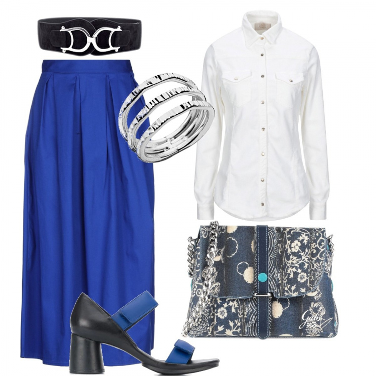 Outfit donna - Blu e nero. Stile Urban per Ufficio. Abbinamento con cinture, gonne lunghe, borse a spalla, camicie, sandali col tacco, anelli.