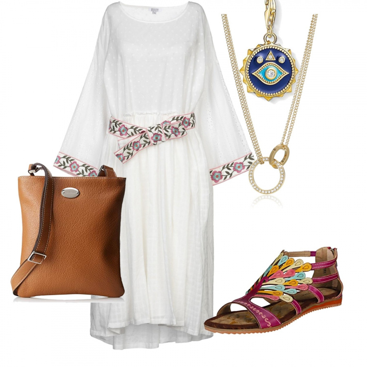 Outfit femme - Ethnique #4148. Style Ethnique pour Ecole/Université. Assortir avec robes, pochette, bracelets, pendentifs.