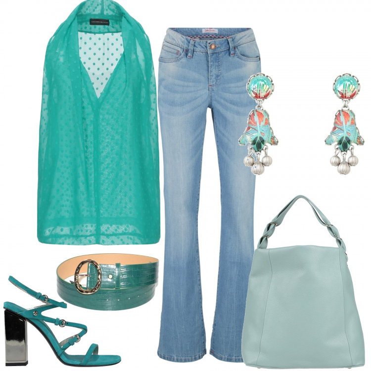 Outfit donna - Un lunedì quasi perfetto. Stile Urban per Tutti i giorni. Abbinamento con jeans bootcut, top, sandali col tacco, borse a mano, orecchini, cinture.