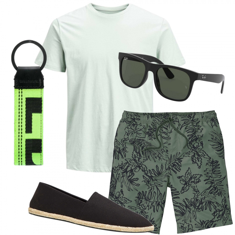 Outfit uomo - High style 23. Stile Casual per Mare. Abbinamento con espadrillas, pantaloni corti, occhiali da sole, t-shirt, portachiavi.
