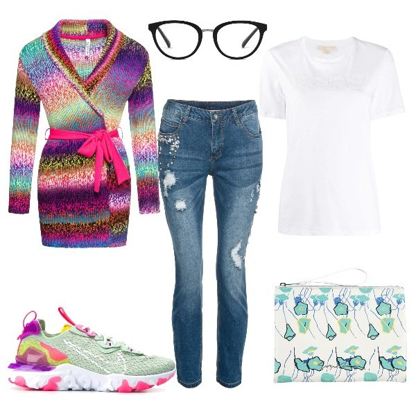 Outfit donna - Colorato ritorno allo smartworking. Stile Trendy per Tutti i giorni. Abbinamento con cardigans, jeans strappati, pochette, sneakers, t-shirt, occhiali.