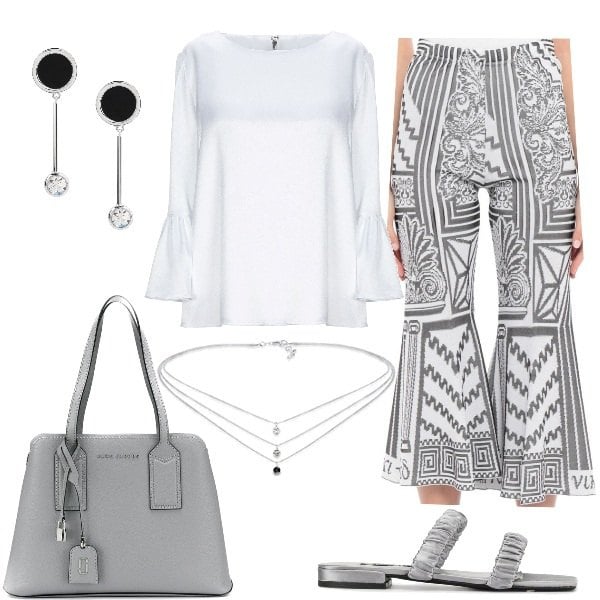Outfit donna - Pantaloni capri e scarpa bassa. Stile Basic per Tutti i giorni. Abbinamento con bluse, pantaloni capri, orecchini, borse tote, sandali, collane.
