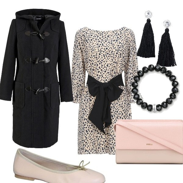 Outfit donna - Il vestito leopardato con il fiocco. Stile Trendy per Serata fuori. Abbinamento con montgomery, vestiti corti, orecchini, ballerine, borse a tracolla, braccialetti.