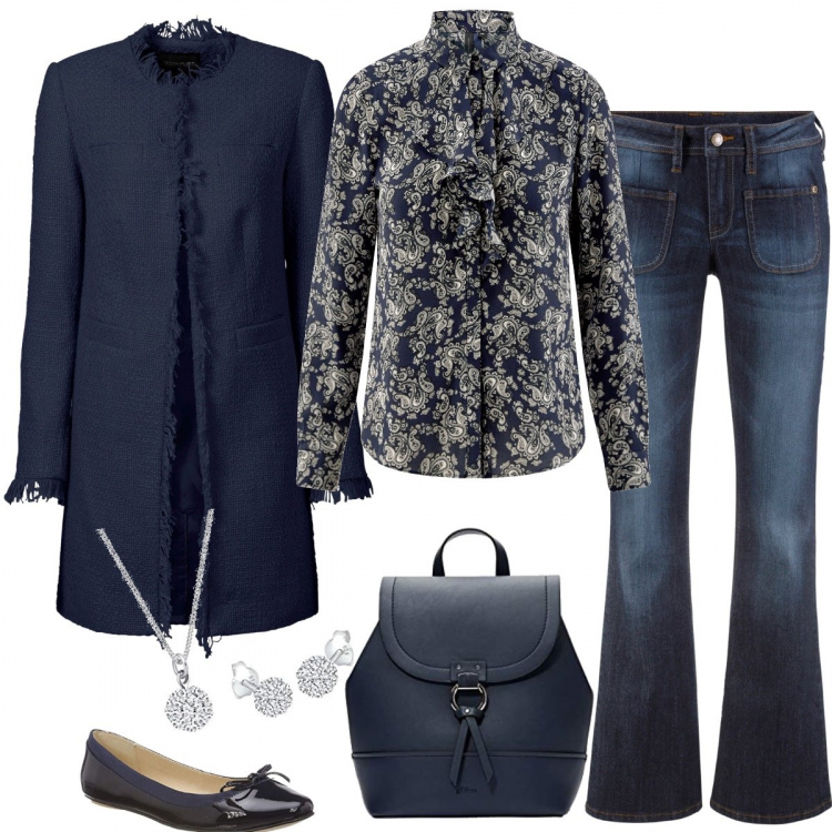Outfit donna - Il cappottino per la mezza stagione. Stile Basic per Ufficio. Abbinamento con blazer, jeans bootcut, camicie, zaini, ballerine, collane.