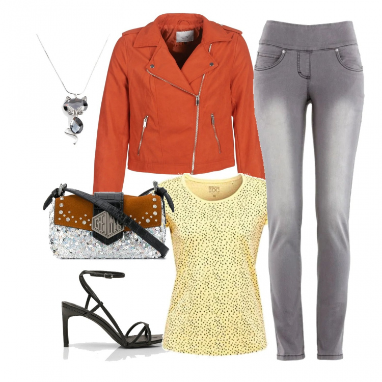 Outfit donna - Look scelto da mio figlio. Stile Basic per Tutti i giorni. Abbinamento con jeans slim fit, collane, sandali col tacco, giacche, borse a spalla, t-shirt.