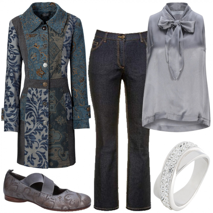 Outfit donna - Domenica cappottino bon ton. Stile Bon Ton per Tutti i giorni. Abbinamento con cappotti, anelli, top, ballerine, jeans bootcut.