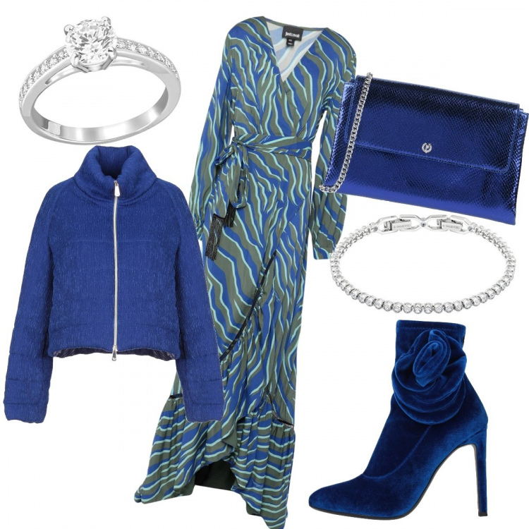 Outfit donna - Chic alternativo. Stile Chic per Serata fuori. Abbinamento con vestiti lunghi, piumini, stivaletti, borse a mano, anelli, braccialetti.