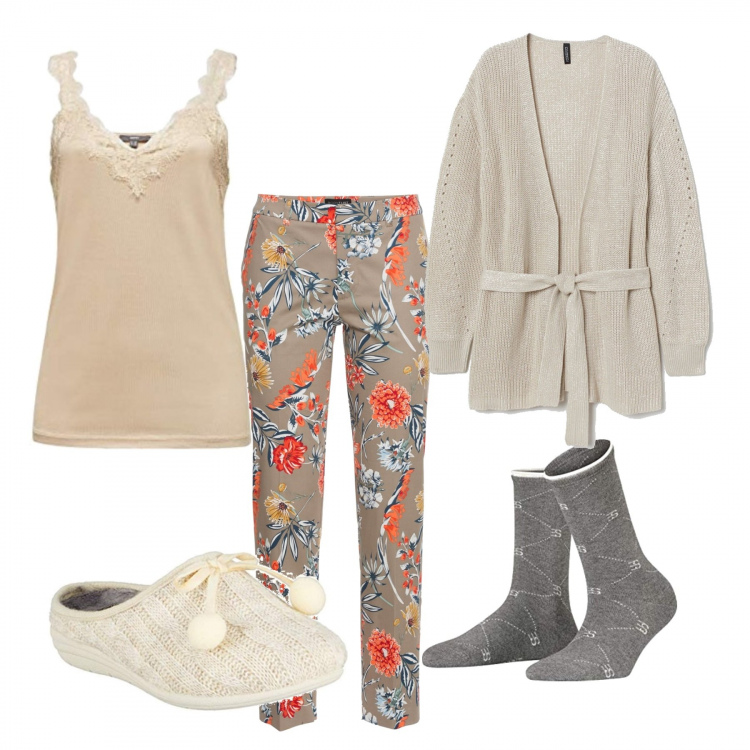 Outfit donna - Scaldafamiglia è tornata a casa. per Tutti i giorni. Abbinamento con pantaloni, cardigans, calzini, pantofole, t-shirt.