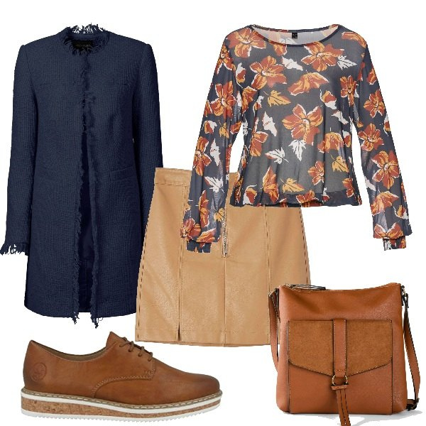 Outfit donna - Minigonna in pelle. Stile Basic per Tutti i giorni. Abbinamento con blazer, pullovers, borse a tracolla, minigonne, mocassini.
