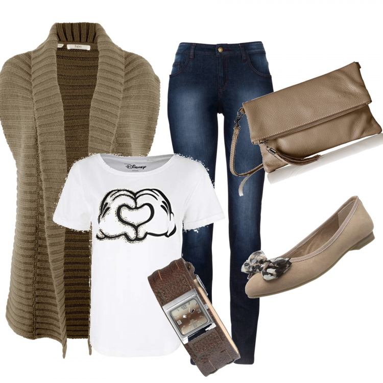 Outfit donna - A pranzo con lui <3. Stile Trendy per Tutti i giorni. look ideale per Tall. Abbinamento con jeans skinny, maglieria, t-shirt, ballerine, pochette, orologi.