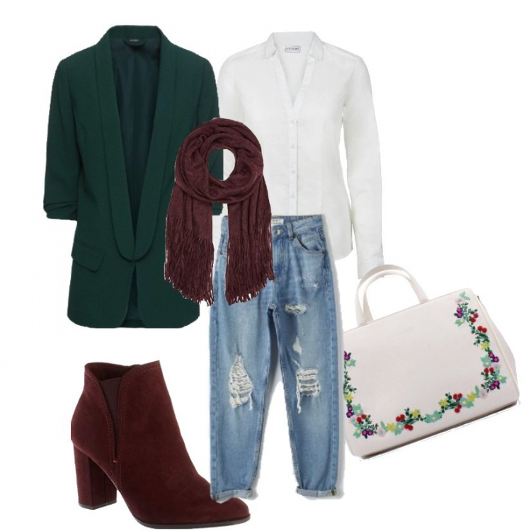 Outfit donna - Pranzo con le amiche. Stile Basic per Tutti i giorni. Abbinamento con blazer, camicie, jeans mom, borse a mano, stivaletti, sciarpe.