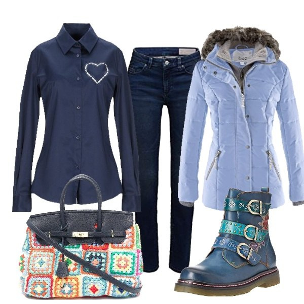 Outfit donna - Camicia col cuore sotto il piumino. Stile Urban per Tutti i giorni. Abbinamento con piumini, camicie, borse tote, stivaletti, jeans.