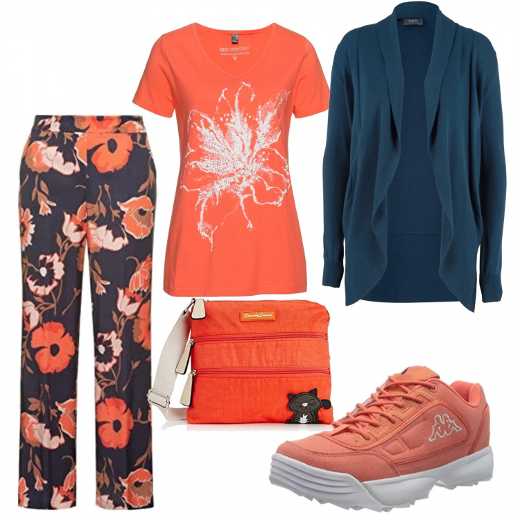 Outfit donna - Curvy in Pantapalazzo a fiori e sneakers. Stile Trendy per Tutti i giorni. Abbinamento con cardigans, t-shirt, pantaloni a palazzo, sneakers, borse a tracolla.