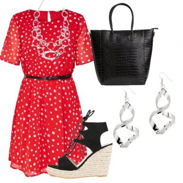 Outfit Il vestito rosso e bianco