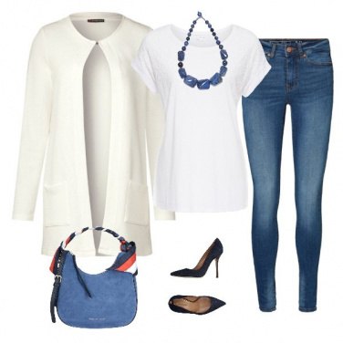 Outfit Elegante in jeans e maglietta