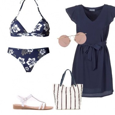 Outfit Blue Beach