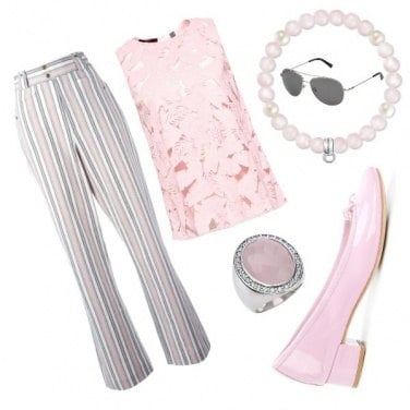 Outfit Pantaloni a righe