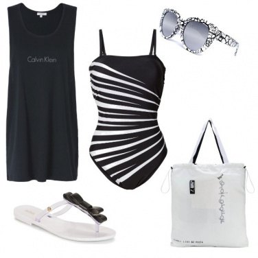 Outfit Bianco e nero in spiaggia
