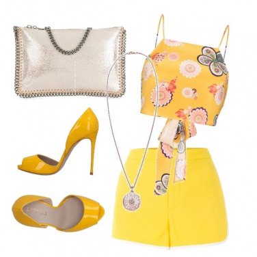 Outfit CMPS il colore del sole