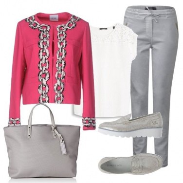 Outfit Incatenata in ufficio