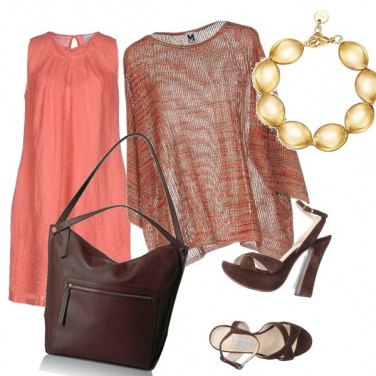 Outfit CMPS Stagione calda, colori caldi