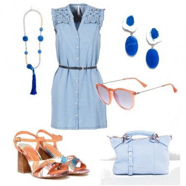Outfit Saluti da Napoli