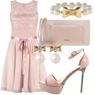 Outfit Rosa e perle