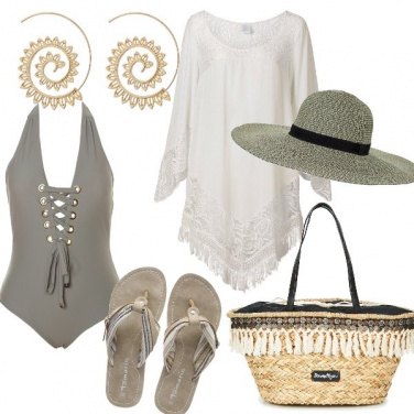 Outfit Maxi orecchini in spiaggia
