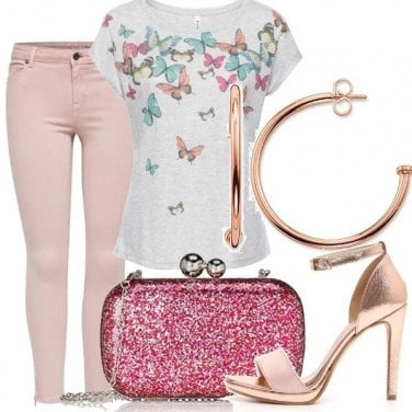 Outfit Aperitivo in rosa