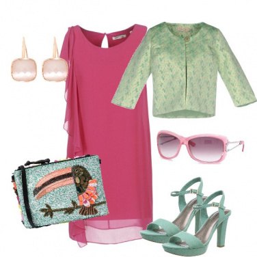 Outfit Menta e fragola