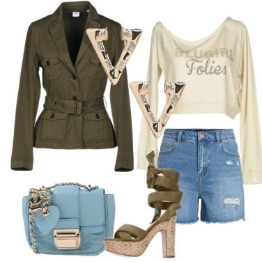 Outfit Trendy con gli orecchini xxl