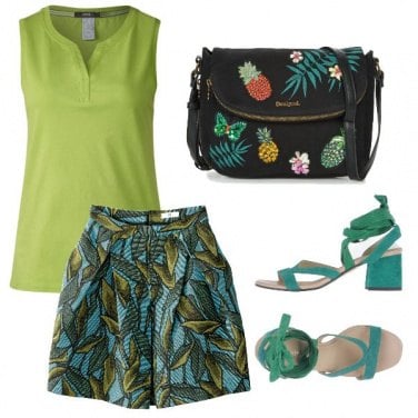 Outfit Jungle green