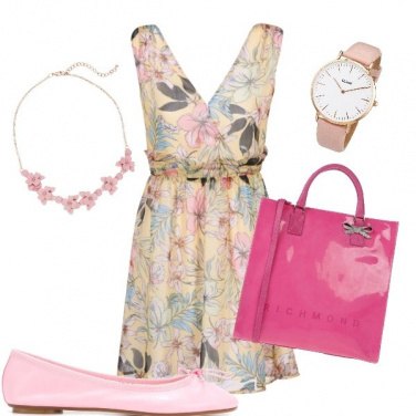 Outfit Fiori rosa
