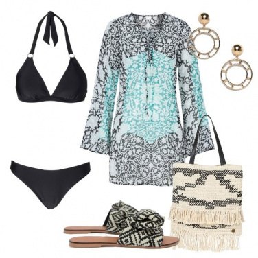 Outfit Bikini nero sempre attuale
