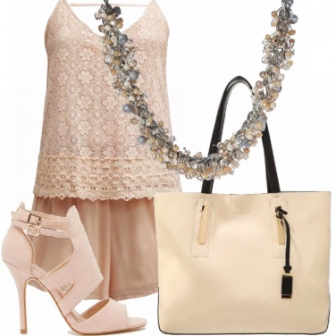 Outfit Sportiva ma elegante