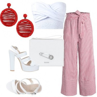 Outfit Crop bianco e tante righe