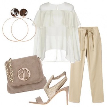 Outfit Blusa bianca con volant